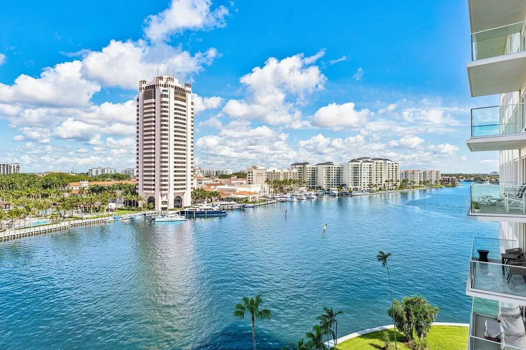701 E Camino Real Boca Raton FL 33432