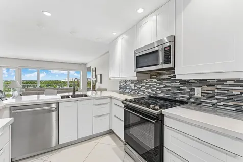 701 E Camino Real Boca Raton FL 33432