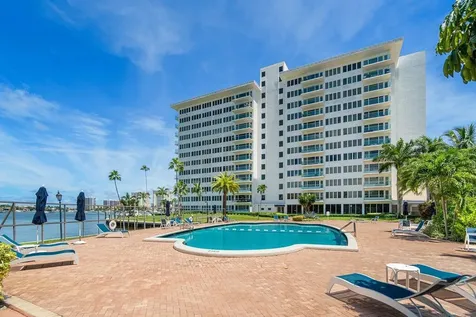 701 E Camino Real Boca Raton FL 33432