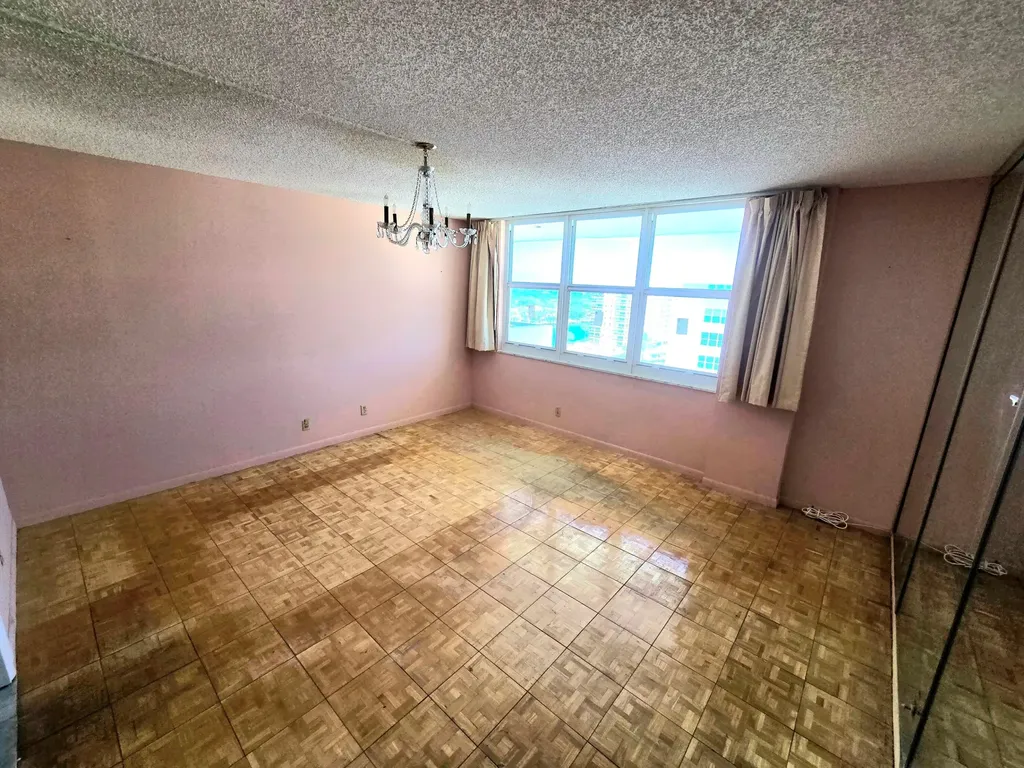 1147 Hillsboro Mile Hillsboro Beach FL 33062