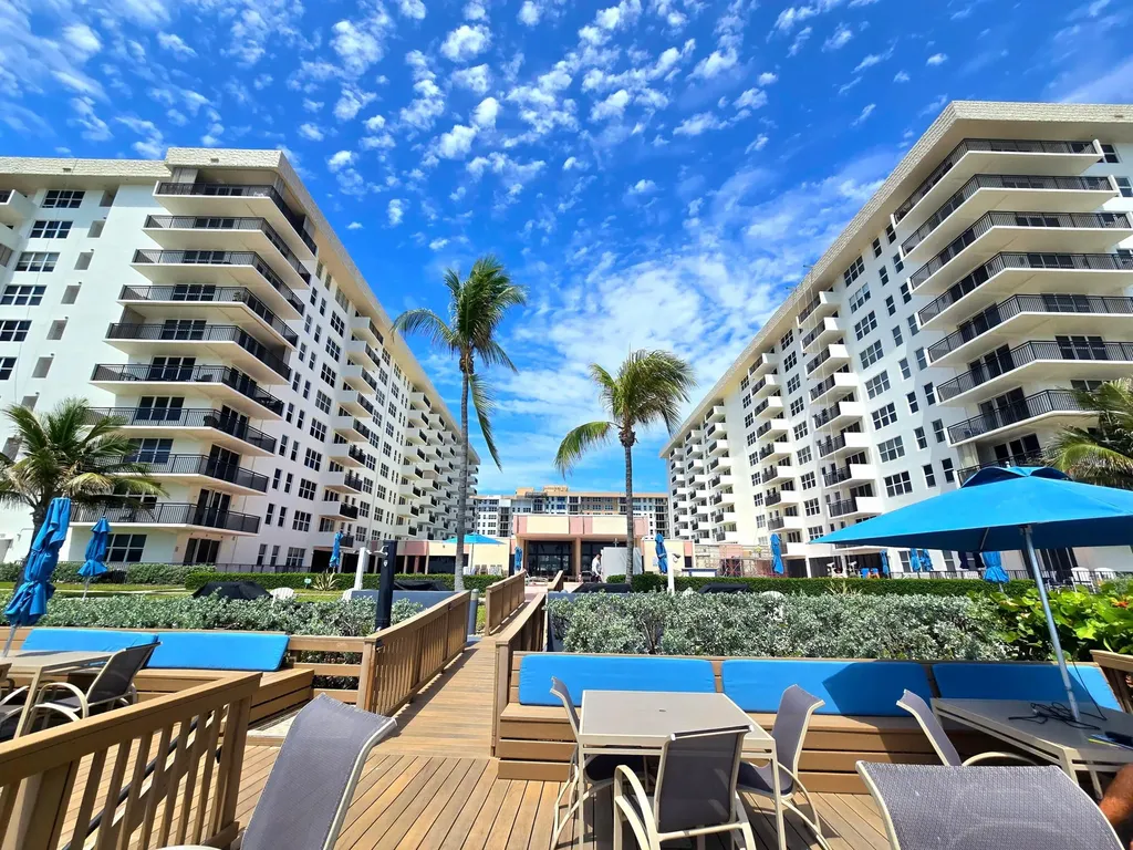 1147 Hillsboro Mile Hillsboro Beach FL 33062