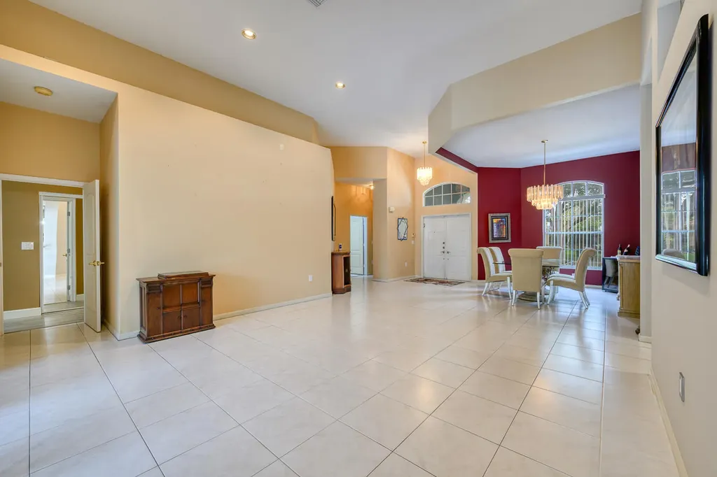 10370 NW 14th Place Coral Springs FL 33071