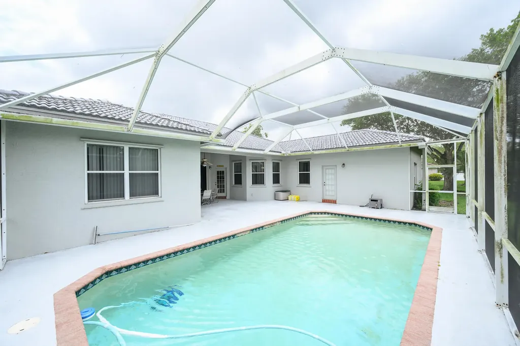 10370 NW 14th Place Coral Springs FL 33071
