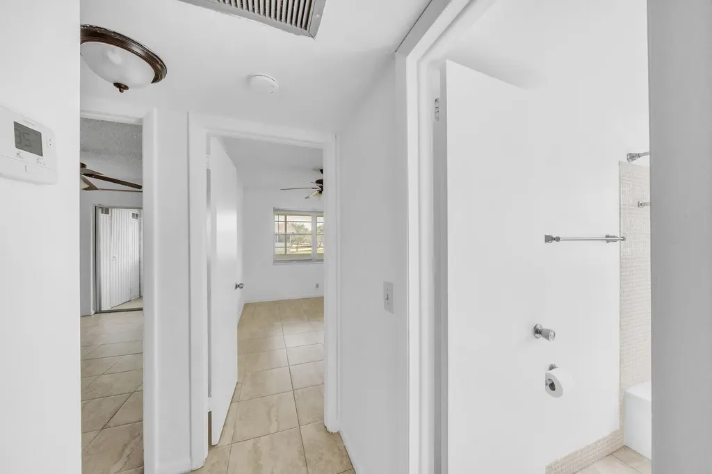 89 Canterbury D West Palm Beach FL 33417