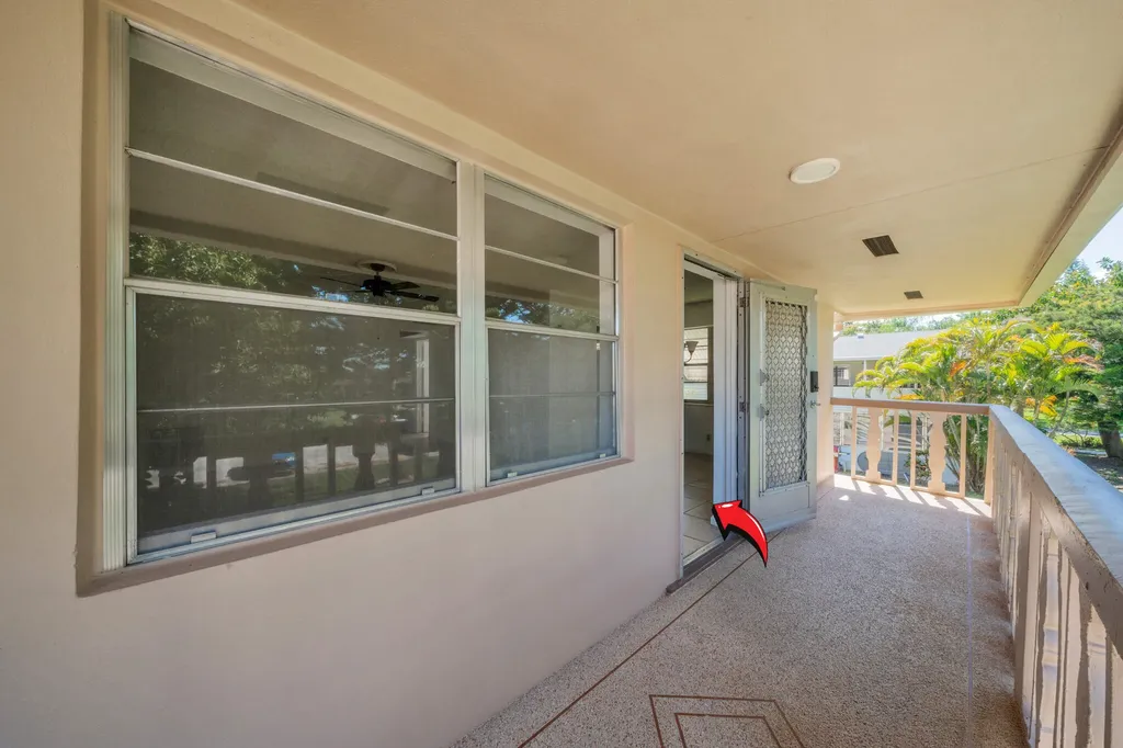 89 Canterbury D West Palm Beach FL 33417