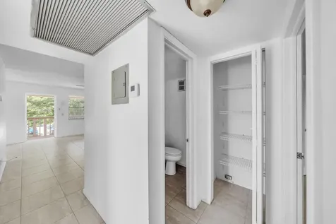 89 Canterbury D West Palm Beach FL 33417