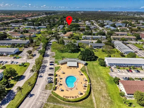 89 Canterbury D West Palm Beach FL 33417
