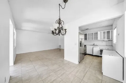 89 Canterbury D West Palm Beach FL 33417