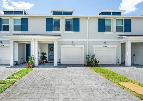 5739 SE Edgewater Circle Stuart FL 34997