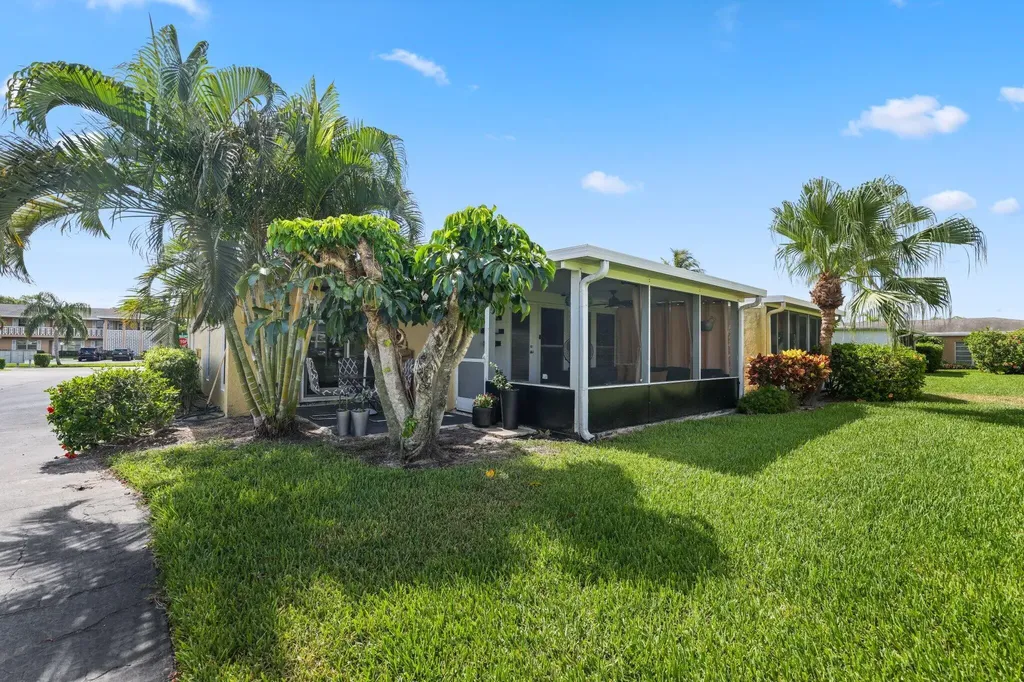 1031 Citrus Way Delray Beach FL 33445
