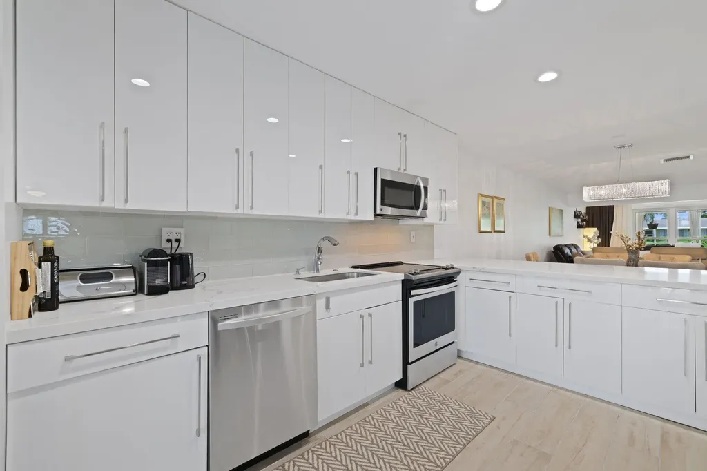1031 Citrus Way Delray Beach FL 33445
