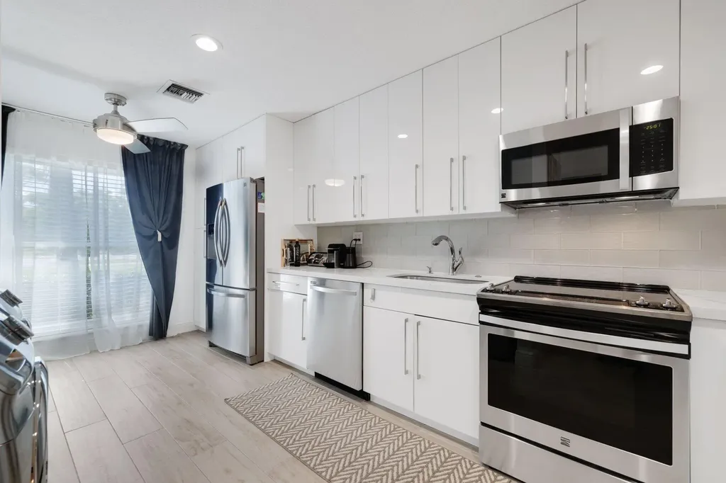 1031 Citrus Way Delray Beach FL 33445