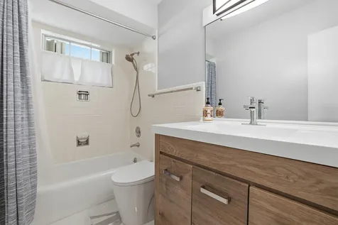 103 Villa Circle Atlantis FL 33462