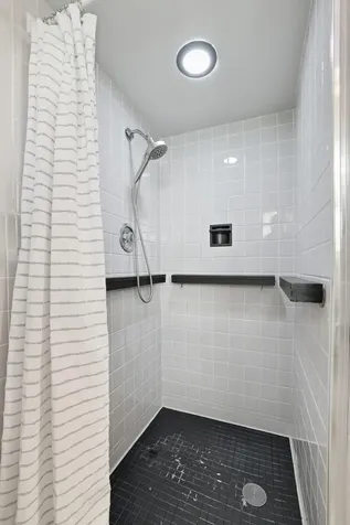 103 Villa Circle Atlantis FL 33462
