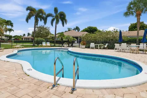 103 Villa Circle Atlantis FL 33462