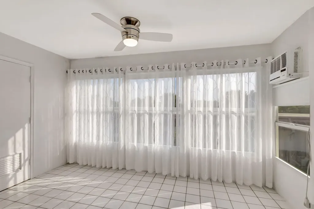 104 Plymouth M West Palm Beach FL 33417