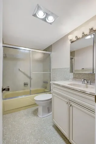 104 Plymouth M West Palm Beach FL 33417