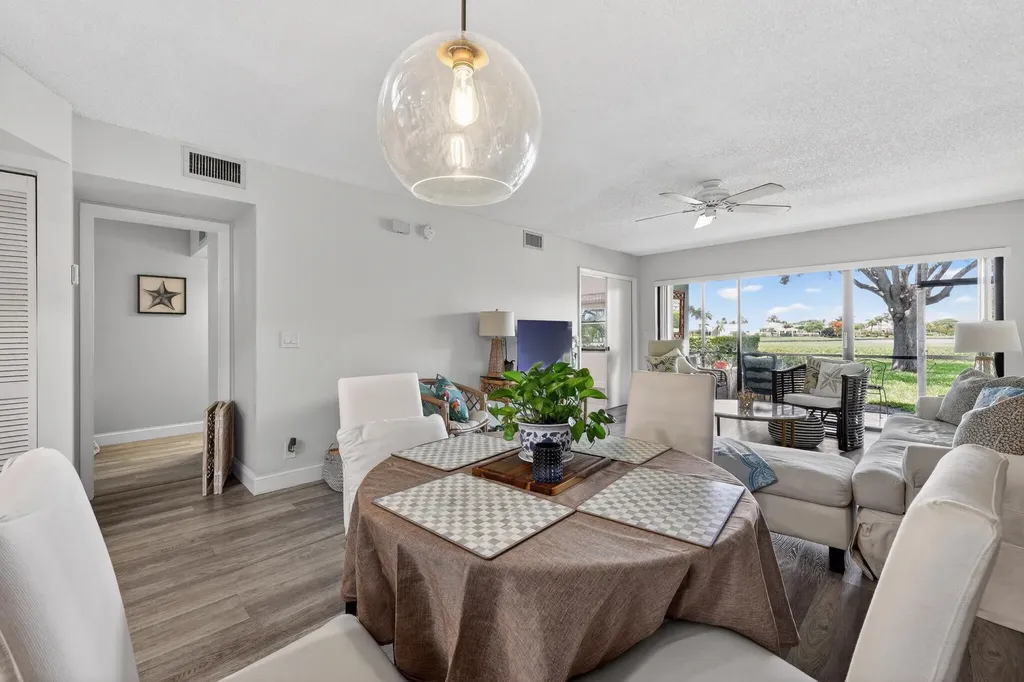 2898 SW 22nd Circle Delray Beach FL 33445