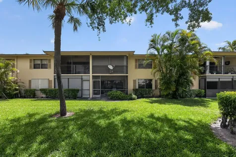 2898 SW 22nd Circle Delray Beach FL 33445