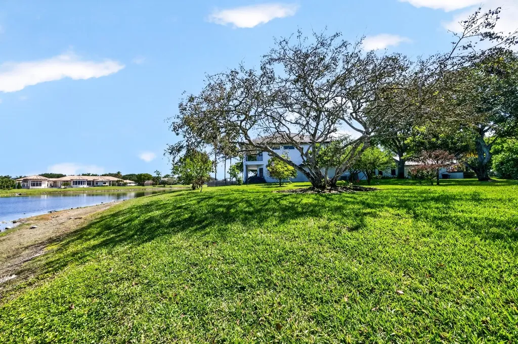 7031 Ventura Court Parkland FL 33067