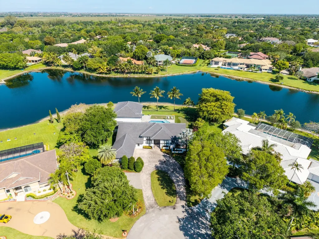 7031 Ventura Court Parkland FL 33067