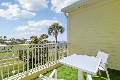 1604 Mariner Bay Boulevard Fort Pierce FL 34949