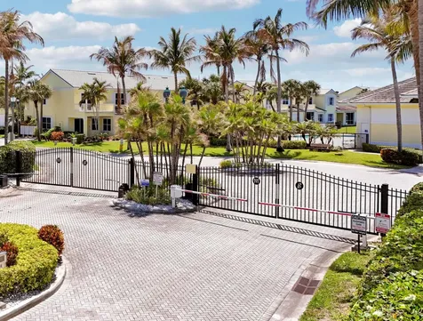 1604 Mariner Bay Boulevard Fort Pierce FL 34949