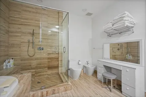 15901 Collins Avenue Sunny Isles Beach FL 33160