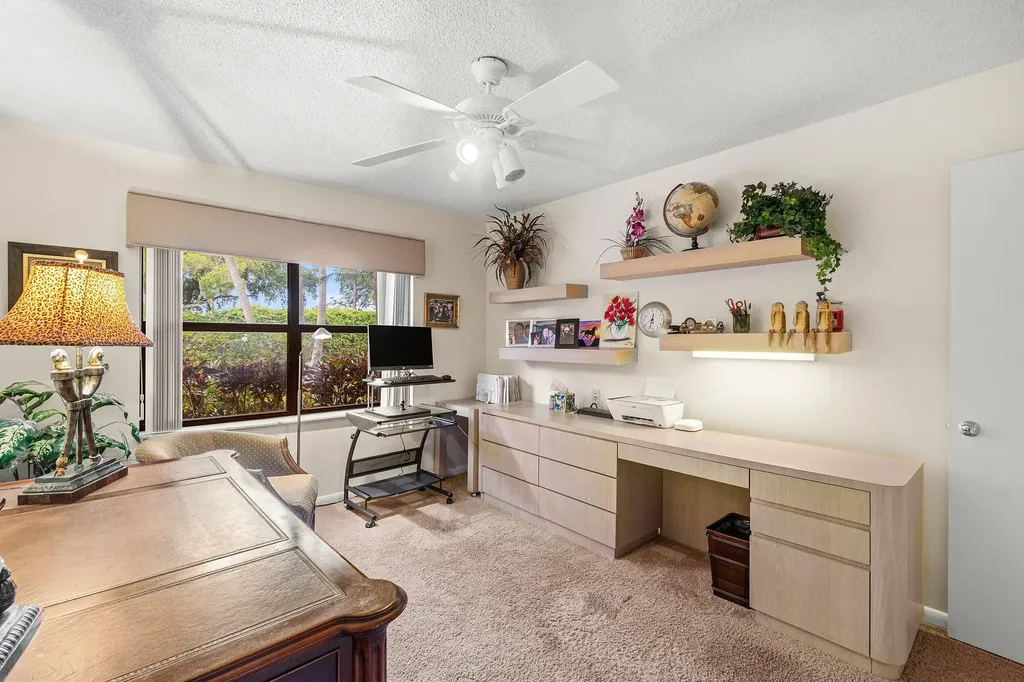 5692 Willow Creek Lane Delray Beach FL 33484