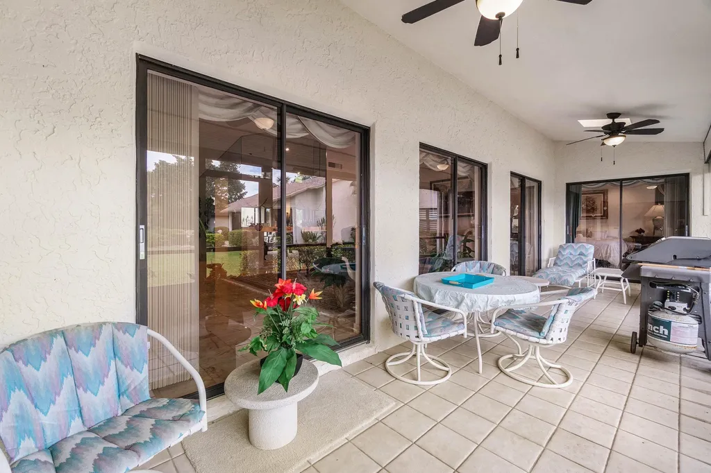 5692 Willow Creek Lane Delray Beach FL 33484