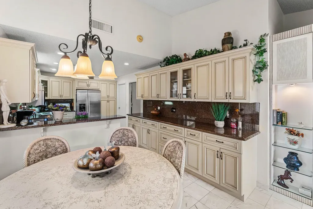 5692 Willow Creek Lane Delray Beach FL 33484