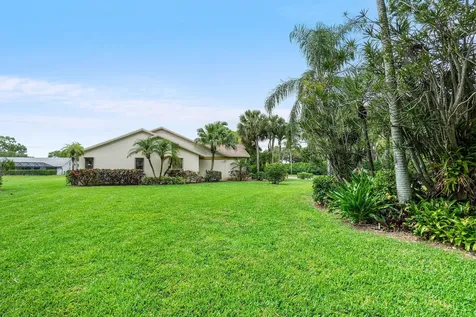 5692 Willow Creek Lane Delray Beach FL 33484