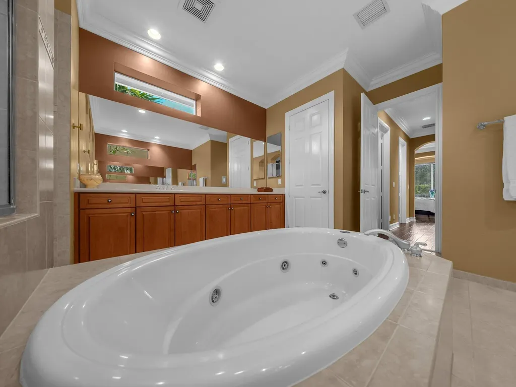 7678 NW 117th Lane Parkland FL 33076
