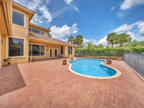 7678 NW 117th Lane Parkland FL 33076