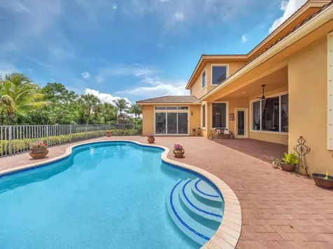 7678 NW 117th Lane Parkland FL 33076