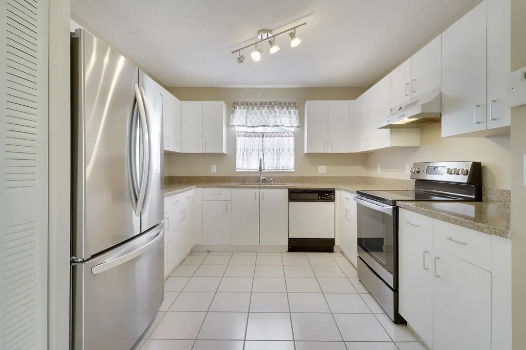 6849 Barnwell Drive Boynton Beach FL 33437