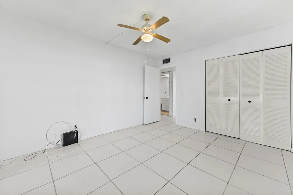 346 Capri Delray Beach FL 33484