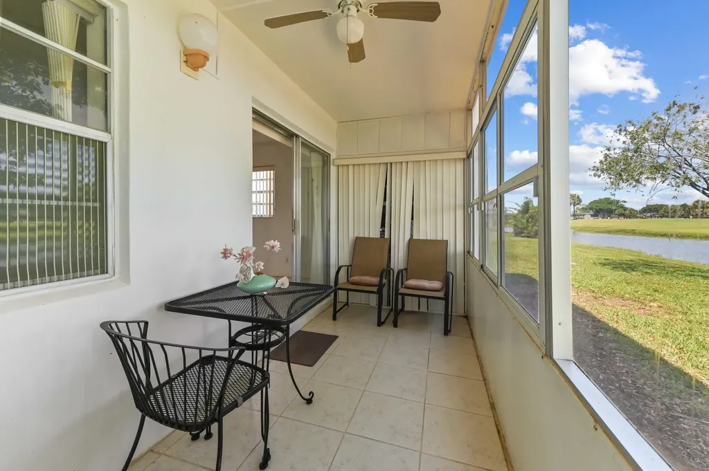 346 Capri Delray Beach FL 33484