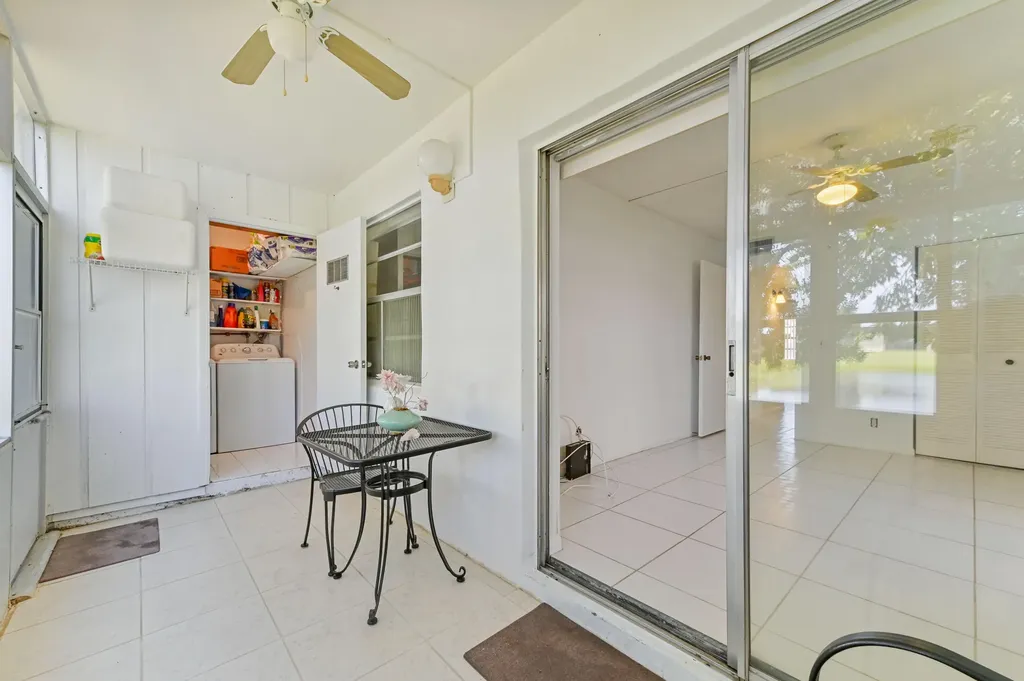 346 Capri Delray Beach FL 33484