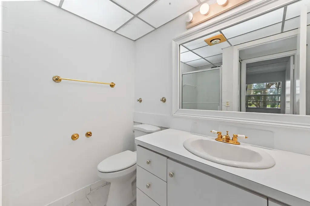 346 Capri Delray Beach FL 33484