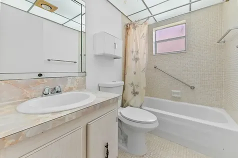 346 Capri Delray Beach FL 33484