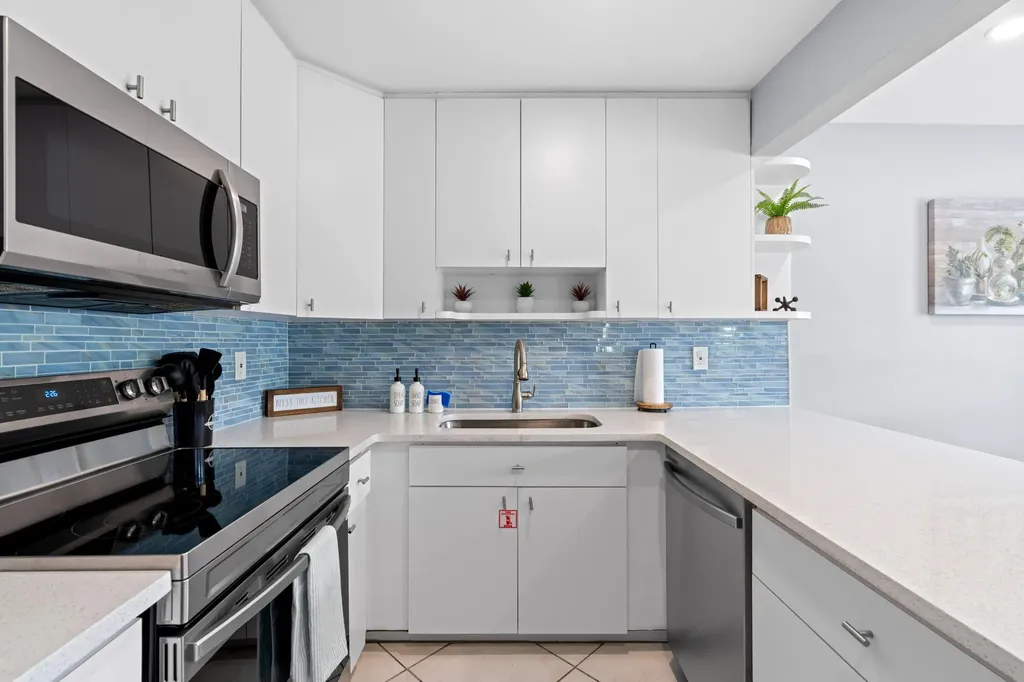 3372 NE 5th Drive Boca Raton FL 33431