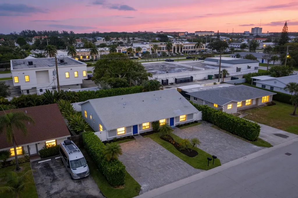 3372 NE 5th Drive Boca Raton FL 33431