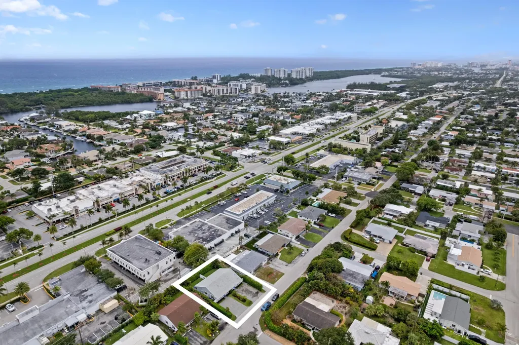 3372 NE 5th Drive Boca Raton FL 33431