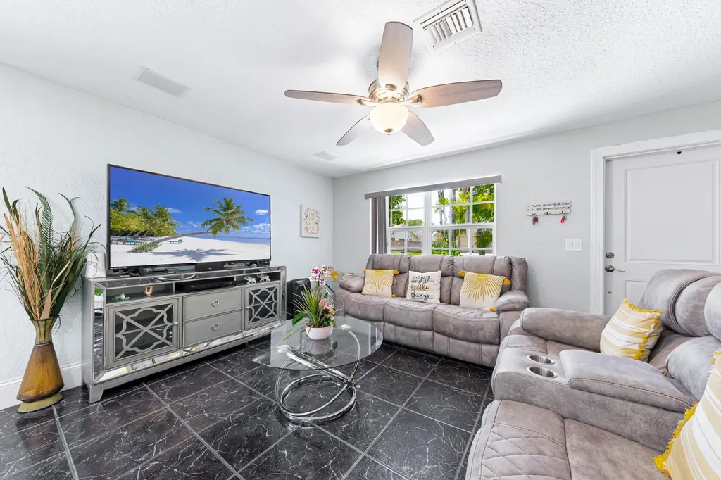 9159 Honeywell Road Lake Worth FL 33467