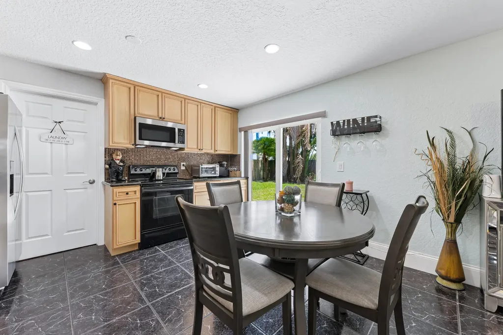 9159 Honeywell Road Lake Worth FL 33467