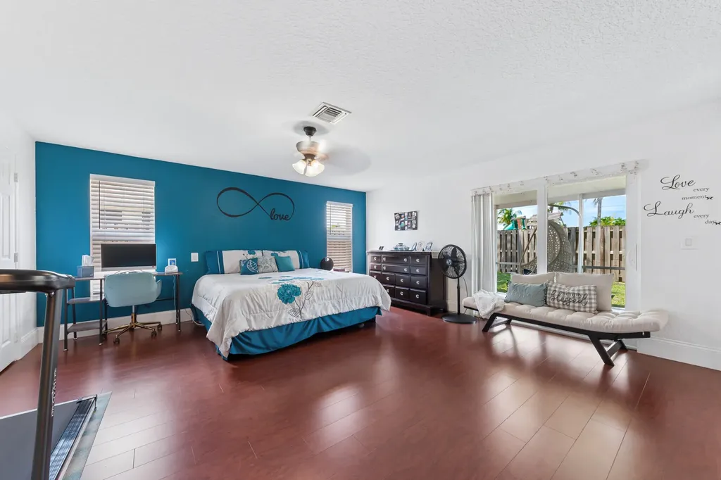 9159 Honeywell Road Lake Worth FL 33467
