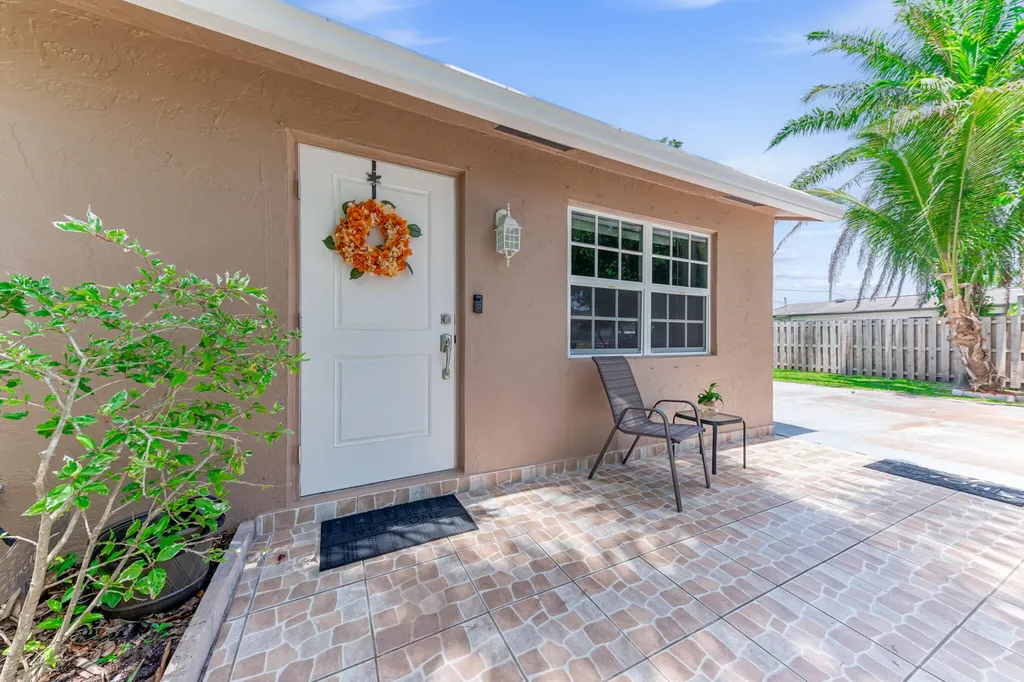 9159 Honeywell Road Lake Worth FL 33467