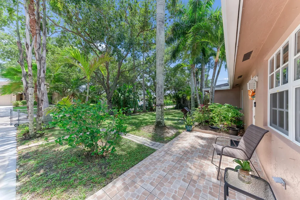 9159 Honeywell Road Lake Worth FL 33467