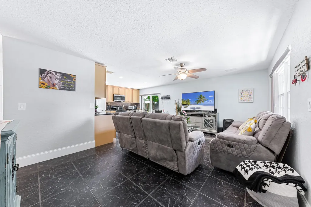 9159 Honeywell Road Lake Worth FL 33467